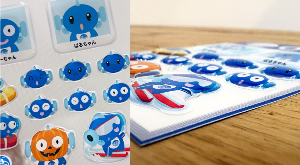 デザポケ制作実績:公式マスコット「おーちゃん・ばるちゃん」のオリジナルノベルティシール制作